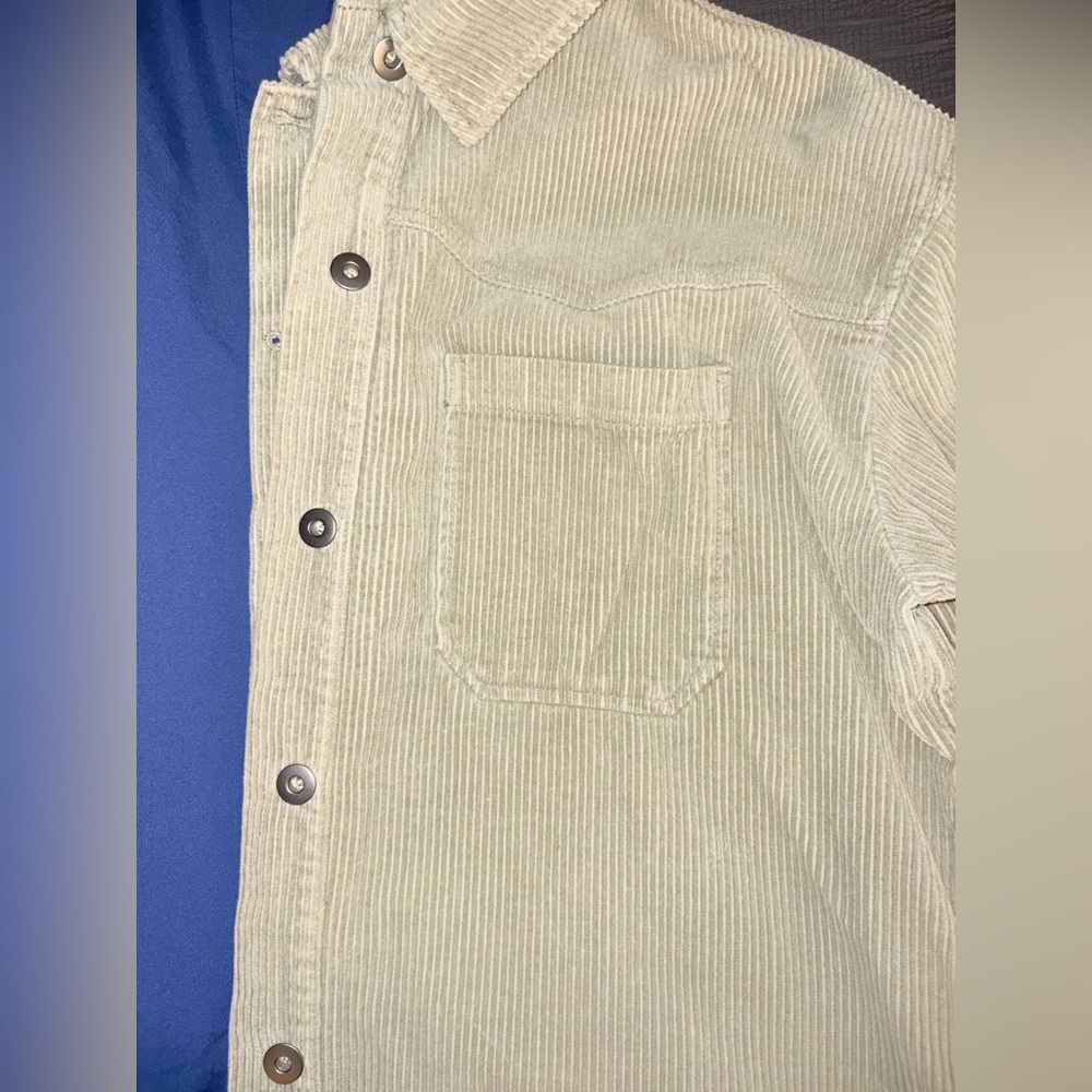 Olive Corduroy Shacket Jacket - Women - Picture 3 of 5